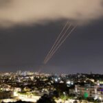 Irán ataca Israel y advierte sobre una «respuesta devastadora» ante nuevas agresiones