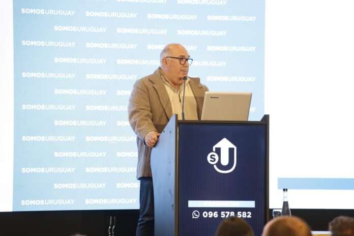 Abella resalta la necesidad de adaptarse a la tecnología en salud y empresas